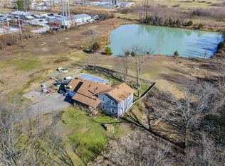 1621 & 1623 Greenhouse Rd #4, Bentonville, AR 72713