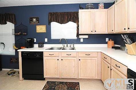 3rd image of 7904 Settlement Dr
