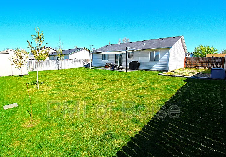 521 Stony Meadow Dr — Photo 17