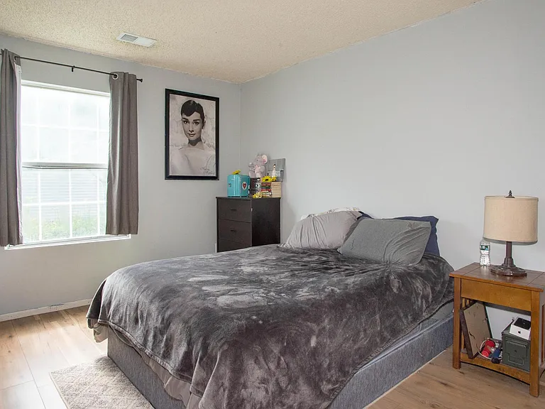 1716 Waters Edge Dr — Photo 12