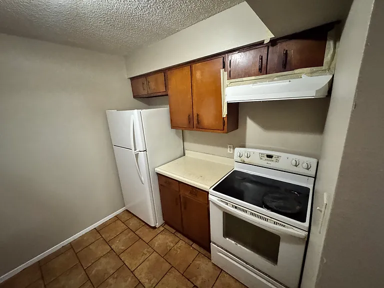 680 Sharp Ln #207 — Photo 16