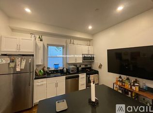 378 Windsor St #1, Cambridge, MA 02141