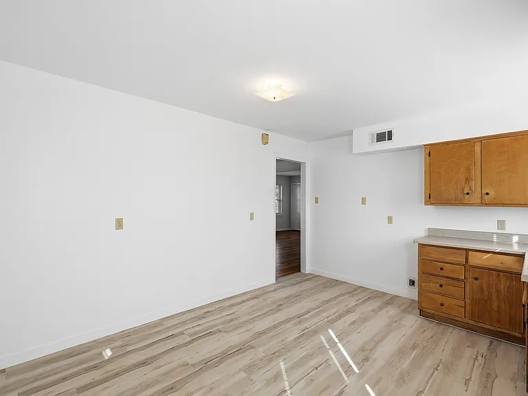 10830 Cotillion Dr — Photo 11