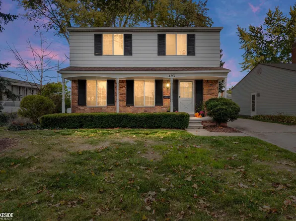 493 Langley Blvd, Clawson, MI 48017