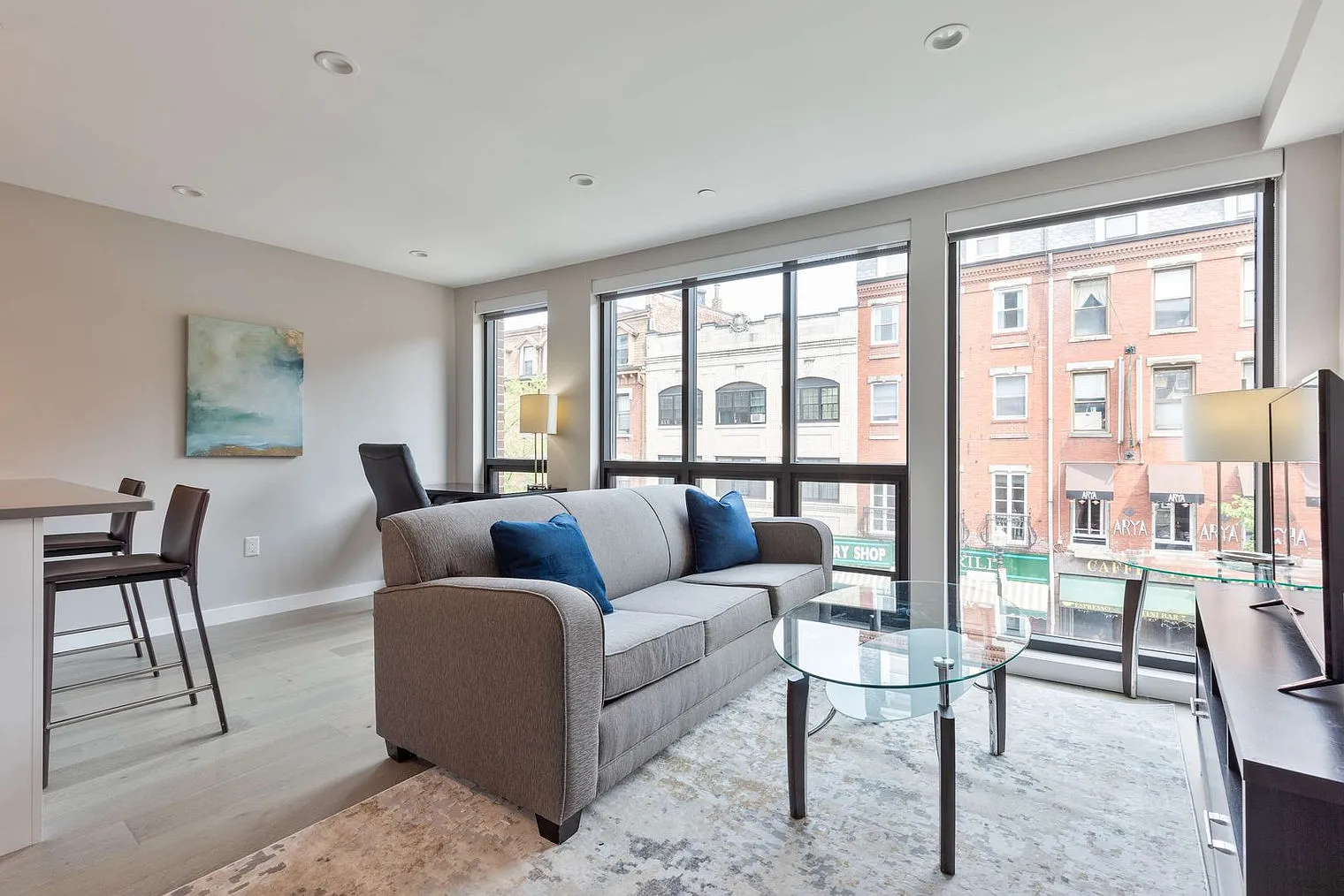 2 bed, 2.0 bath, 839 sqft, $11,866 — Photo 1