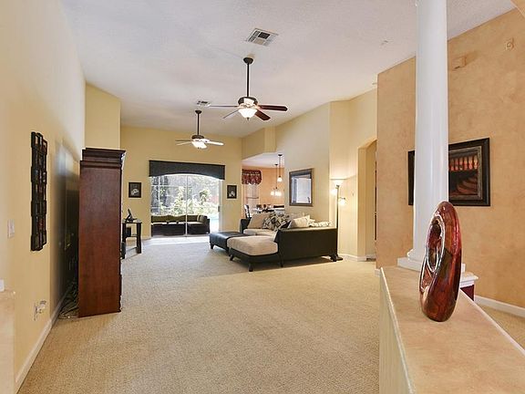 5th image of 9537 Westover Club Cir
