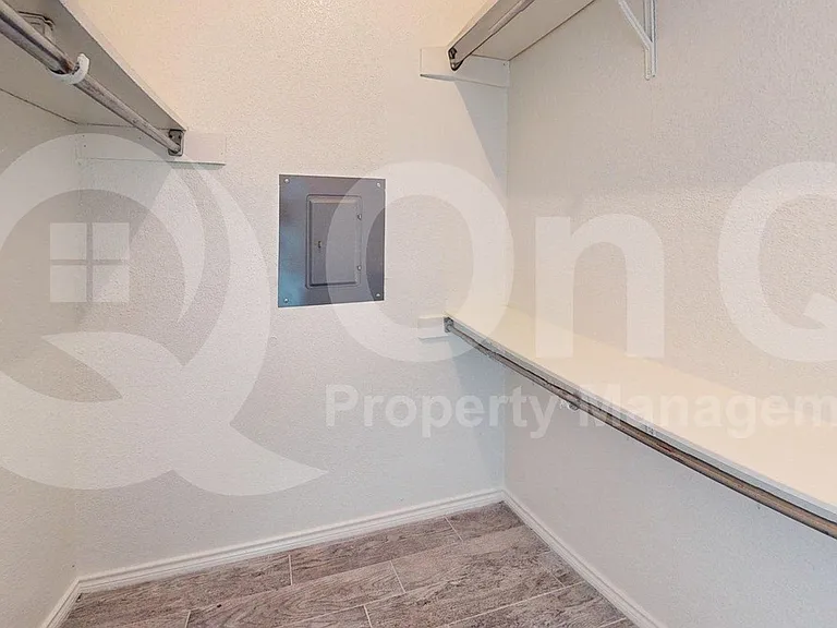 8600 Coppertowne Ln #502 — Photo 12