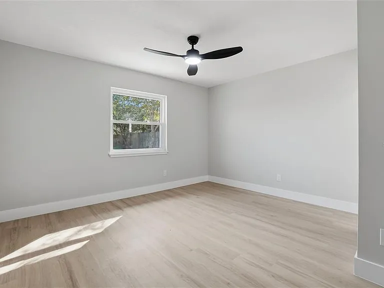 2843 Calico Ct — Photo 14