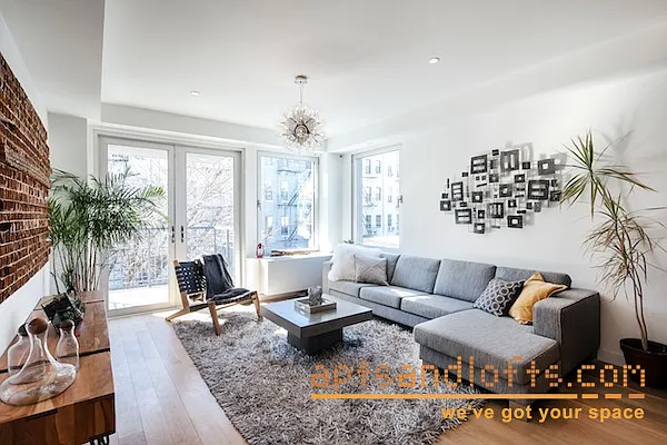 Sold by aptsandlofts.com | media 14