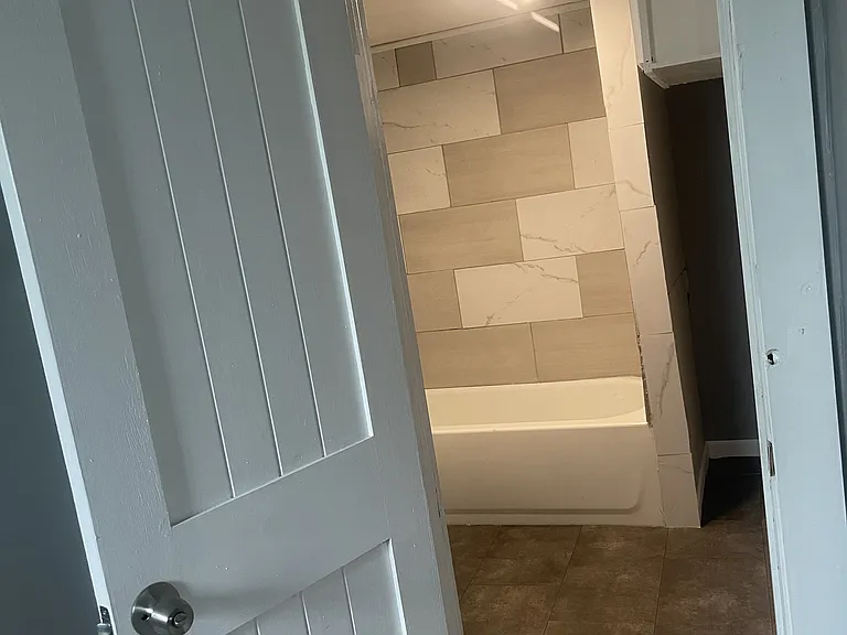 2313 Avenue I #A — Photo 4