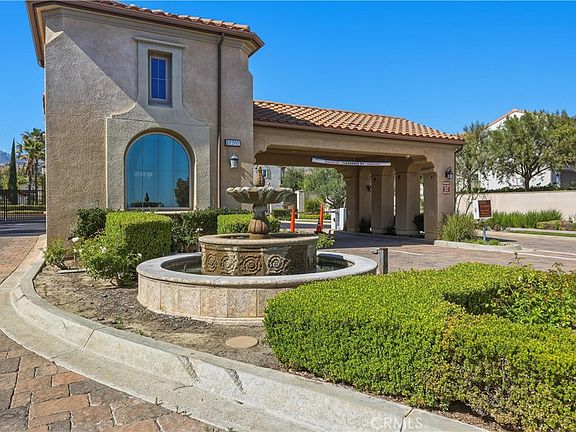 3rd image of 20292 Paseo Almendra