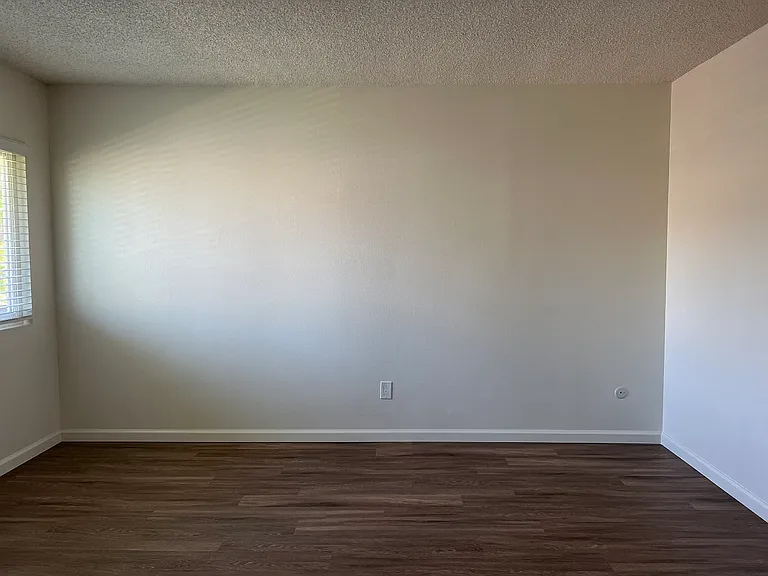 2155 Felspar St — Photo 11