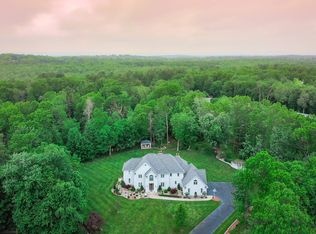 51 Rollins Dr, East Longmeadow, MA 01028