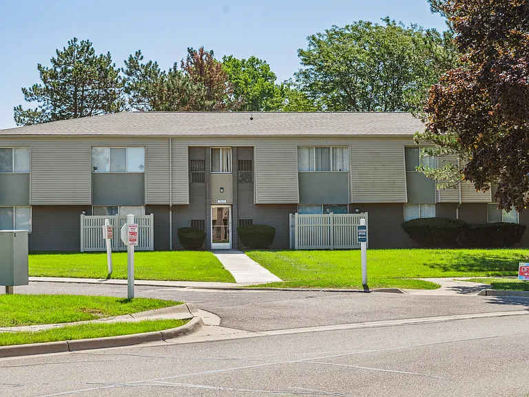 Waterview Farms Apartments — Photo 28