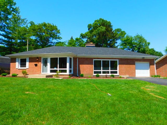 1st image of 814 Greenwood Dr
