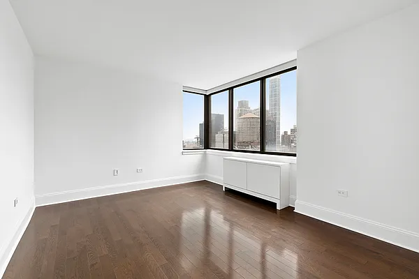 Rented by Corcoran | media 6