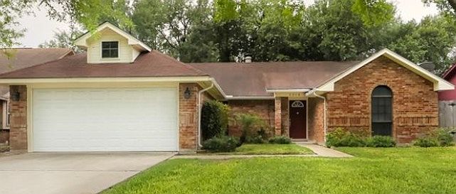 1st image of 2120 River Dr