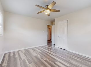 1701 Hoffman Dr NE, Albuquerque, NM 87110