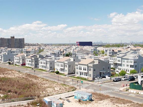 2nd image of 6910 Beach Front Road