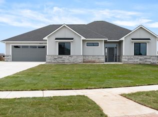 6809 W Palmetto St, Wichita, KS 67205