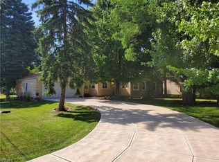 6710 Fry Rd, Middleburg Heights, OH 44130