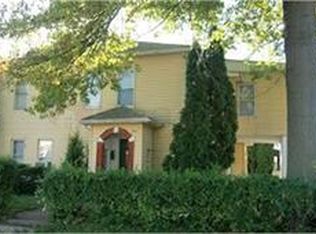 700 E 6th St #2, Muscatine, IA 52761