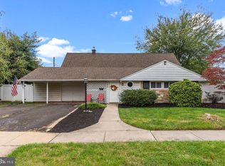 56 Highland Park Way, Levittown, PA 19056