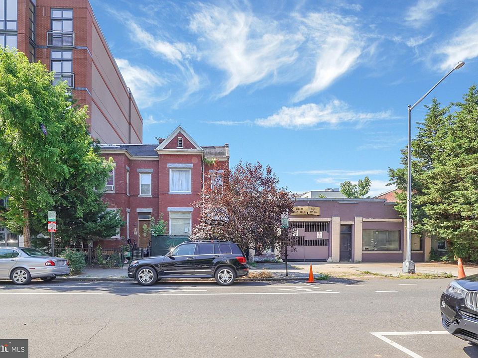 2nd image of 914 W St NW
