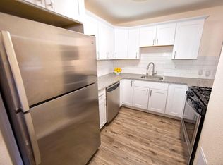 4000 W Rivers Edge Cir Unit 25, Brown Deer, WI 53209
