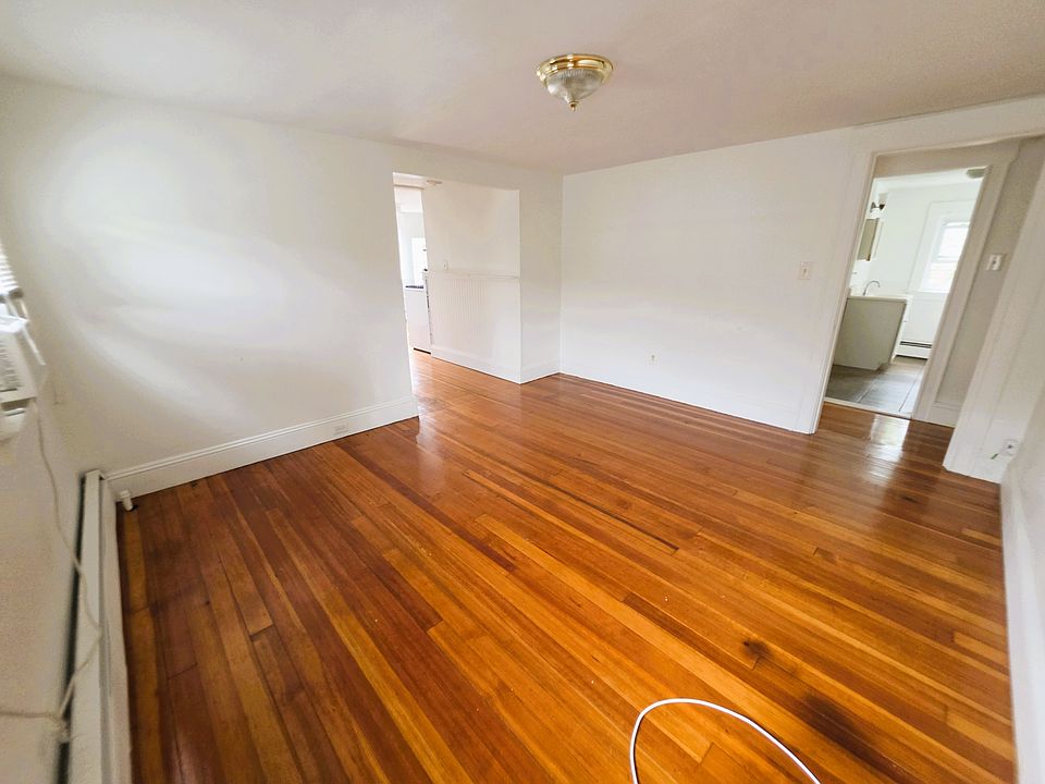 1st image of 153 Governor St #3