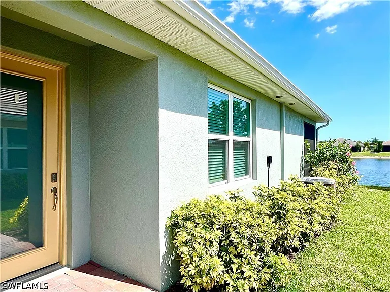 1130 Rolling Brook Ln — Photo 29