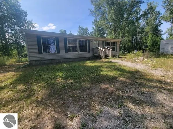 2615 Shaffer Rd #1, Turner, MI 48765