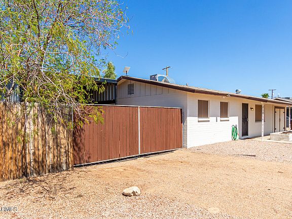 3rd image of 11402 E ELTON Avenue