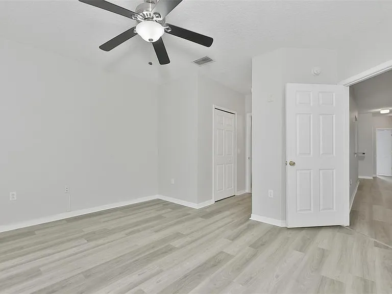 6437 Cypressdale Dr #201 — Photo 22