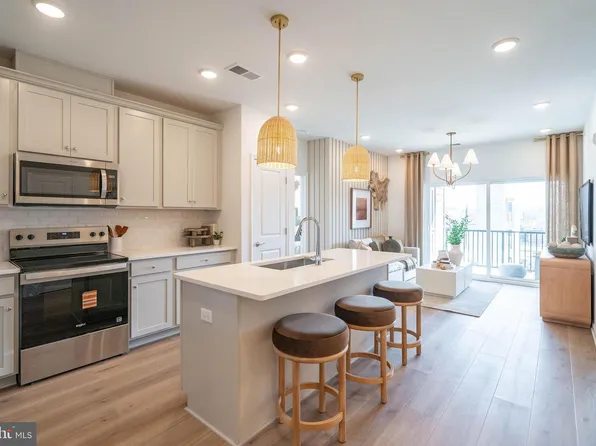 421 Washington St #303, Conshohocken, PA 19428