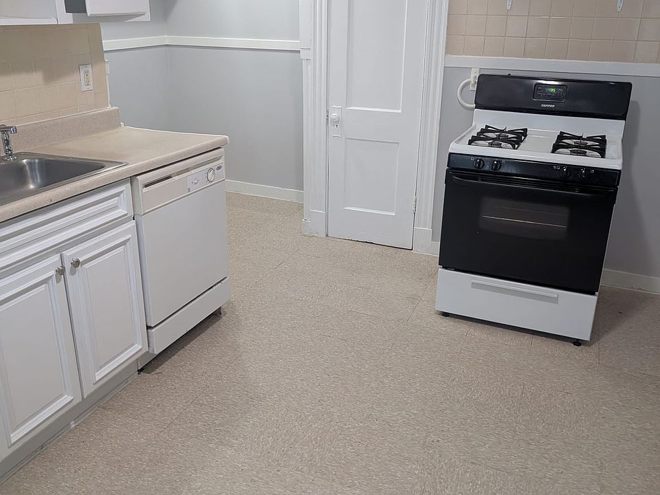 1st image of 22-24 Prince St #2