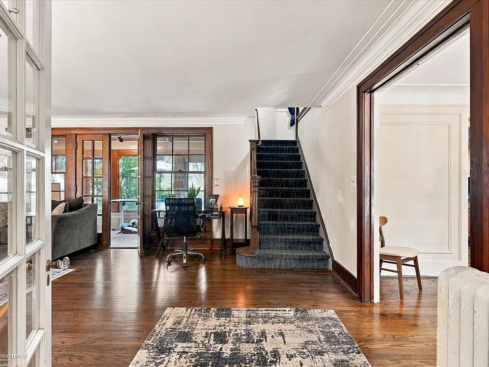 1436 Kensington Ave, photo 5