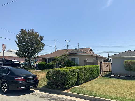 3rd image of 14450 Busby Dr