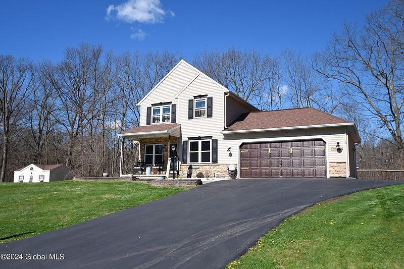 4th image of 153 Trinity Place