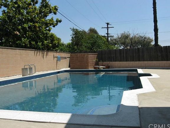 5th image of 4264 La Junta Dr