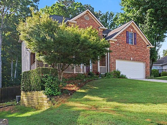 2nd image of 2053 Arbor Springs Way NE