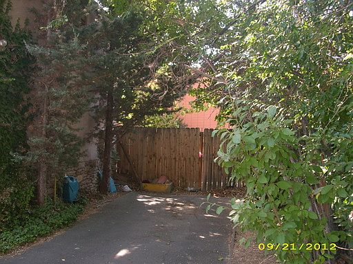 1120 and 1126 Jones Side Vie