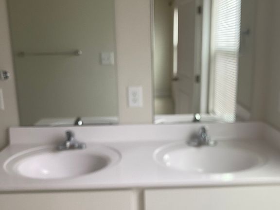 5th image of 149 Thicket Dr