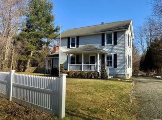 67 Shore Rd, Mount Sinai, NY 11766