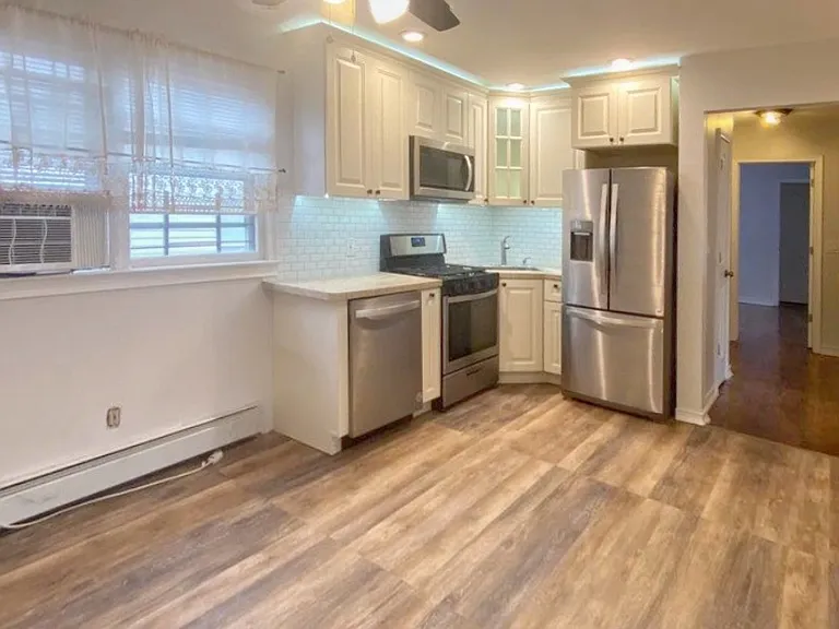400 Hanover Ave #2 — Photo 2