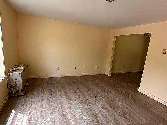 4th image of 6 Whitney Rd #5