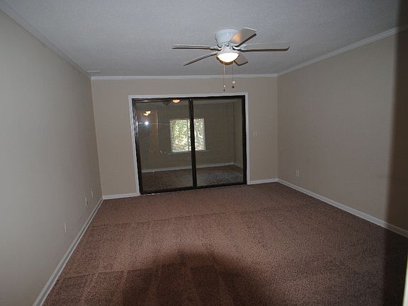 4th image of 109 Willowick Dr