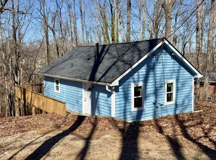 6525 Bermuda Ln, Flowery Branch, GA 30542