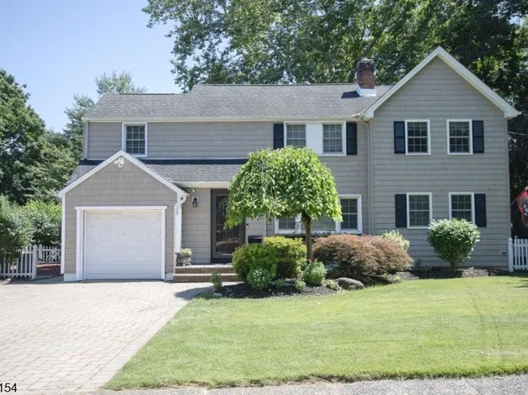 22 Warren Rd, Fair Lawn Boro, NJ 07410