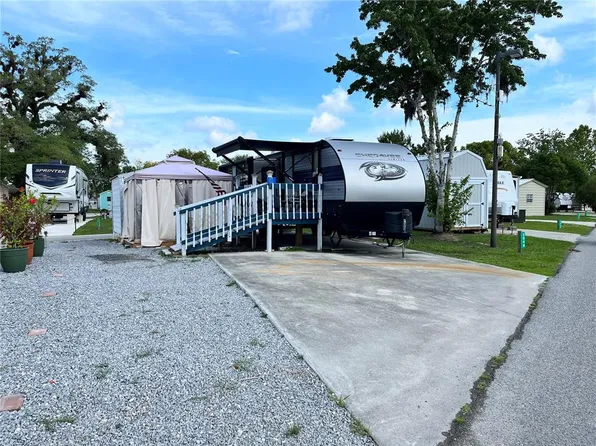 2846 NE 104th Ave, Silver Springs, FL 34488